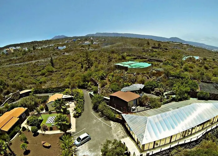 Διαμέρισμα Modern Eingerichtete Leon Mit Terrasse By Interhome