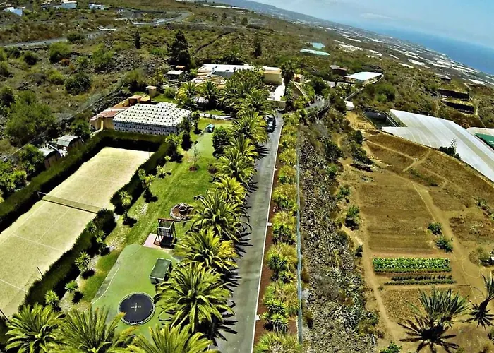 Modern Eingerichtete Leon Mit Terrasse By Interhome Διαμέρισμα