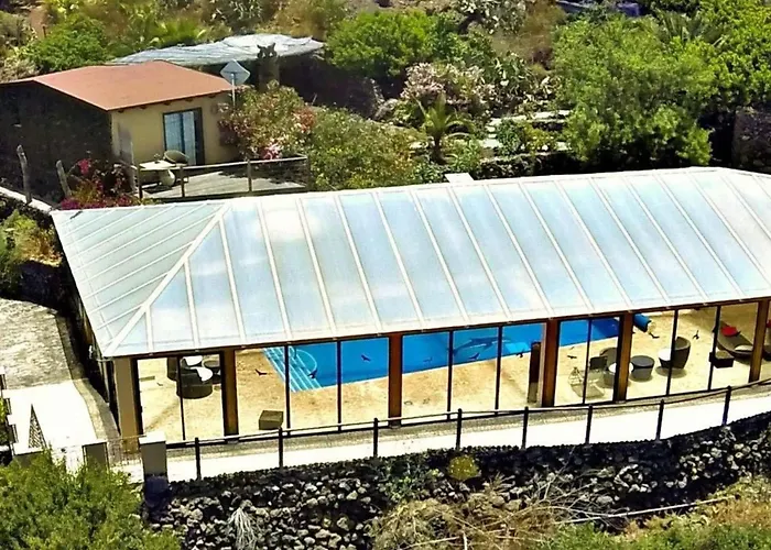 Διαμέρισμα Modern Eingerichtete Leon Mit Terrasse By Interhome *